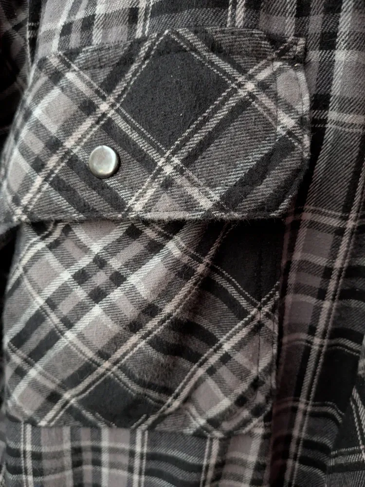 Plaid Flannel Shirt Jacket with Hood preowned sz XXL image indicator(7)