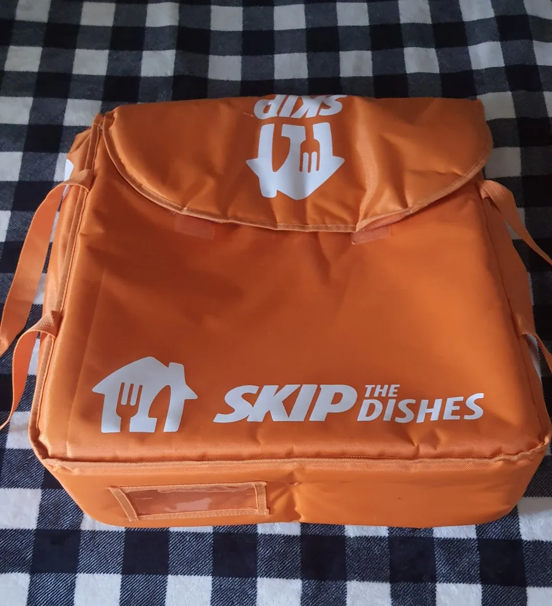 Skip The Dishes Insulated pizza Delivery Bag