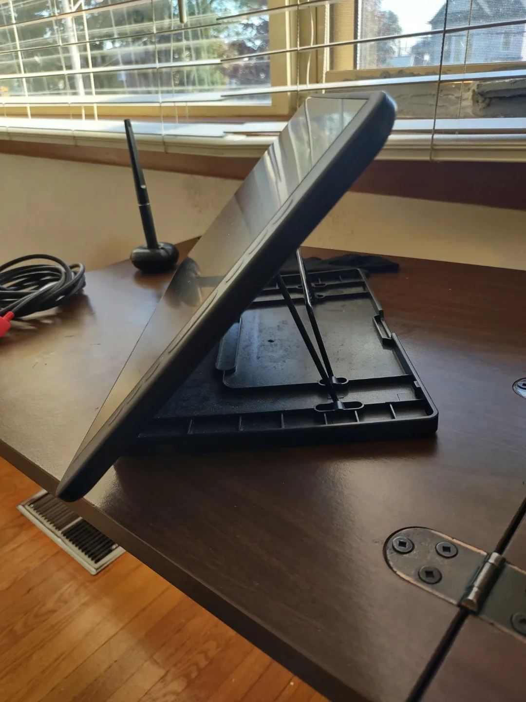 Huion Kamvas 13 Creative Pen Display image indicator(9)