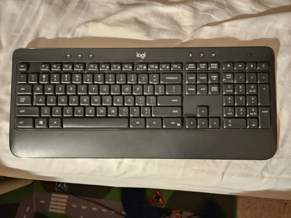 Logitech K540 Keyboard