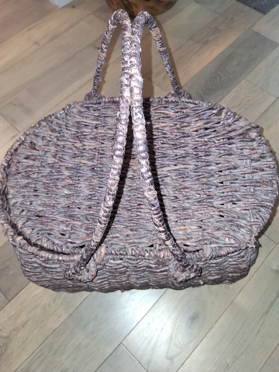 Wicker Basket with Lid image indicator(5)