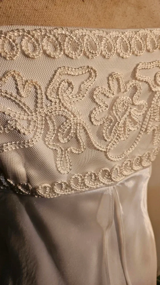 White Dress, Size 36 image indicator(2)