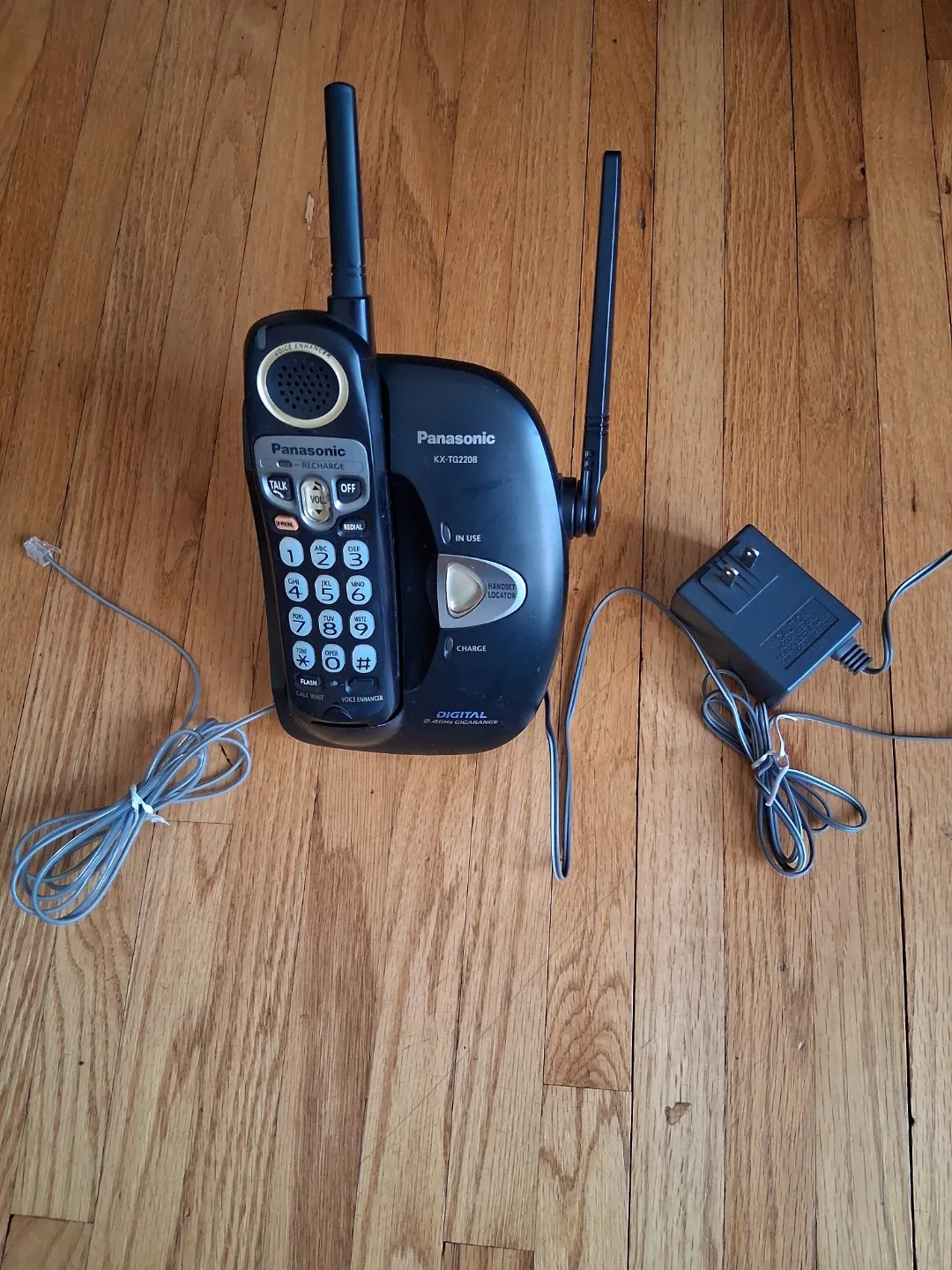 Panasonic KX-TG2208 Digital Cordless Phone