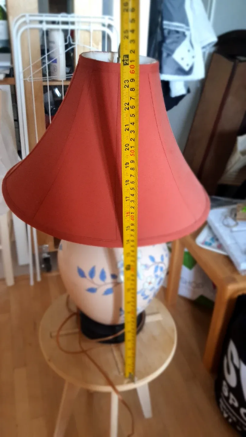 Table Lamp with Floral Design image indicator(2)