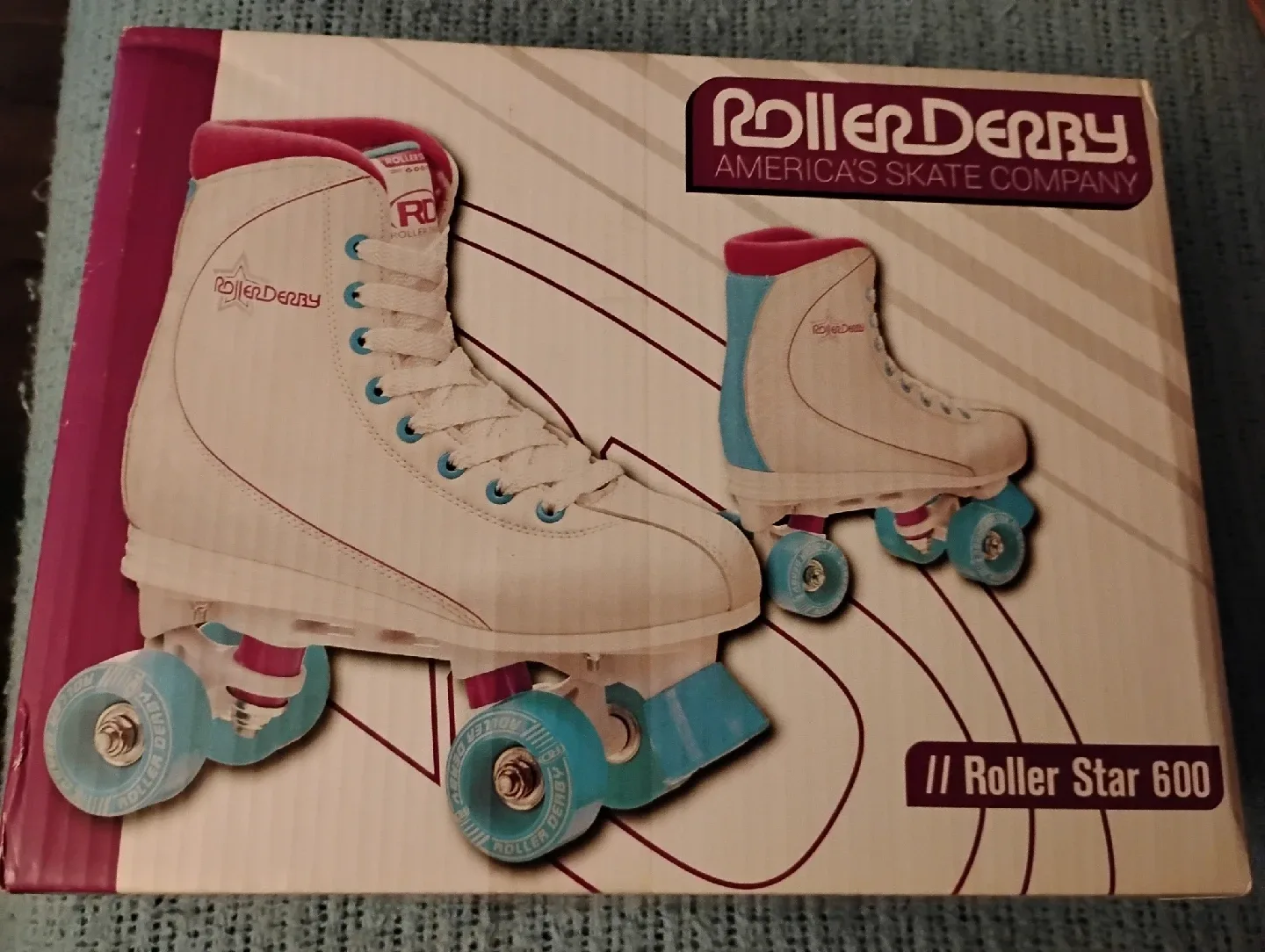 ROLLER DERBY ROLLER STAR 600 QUAD SKATES, WOMEN'S SIZE 8 image indicator(3)