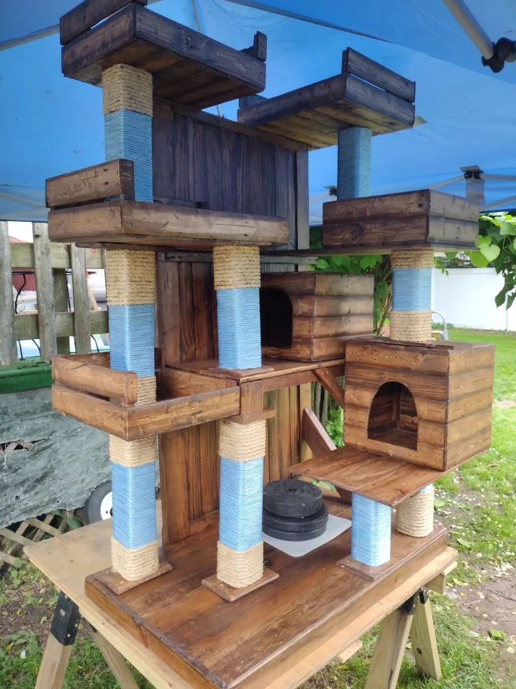 Handmade Wooden Cat Tree image indicator(6)