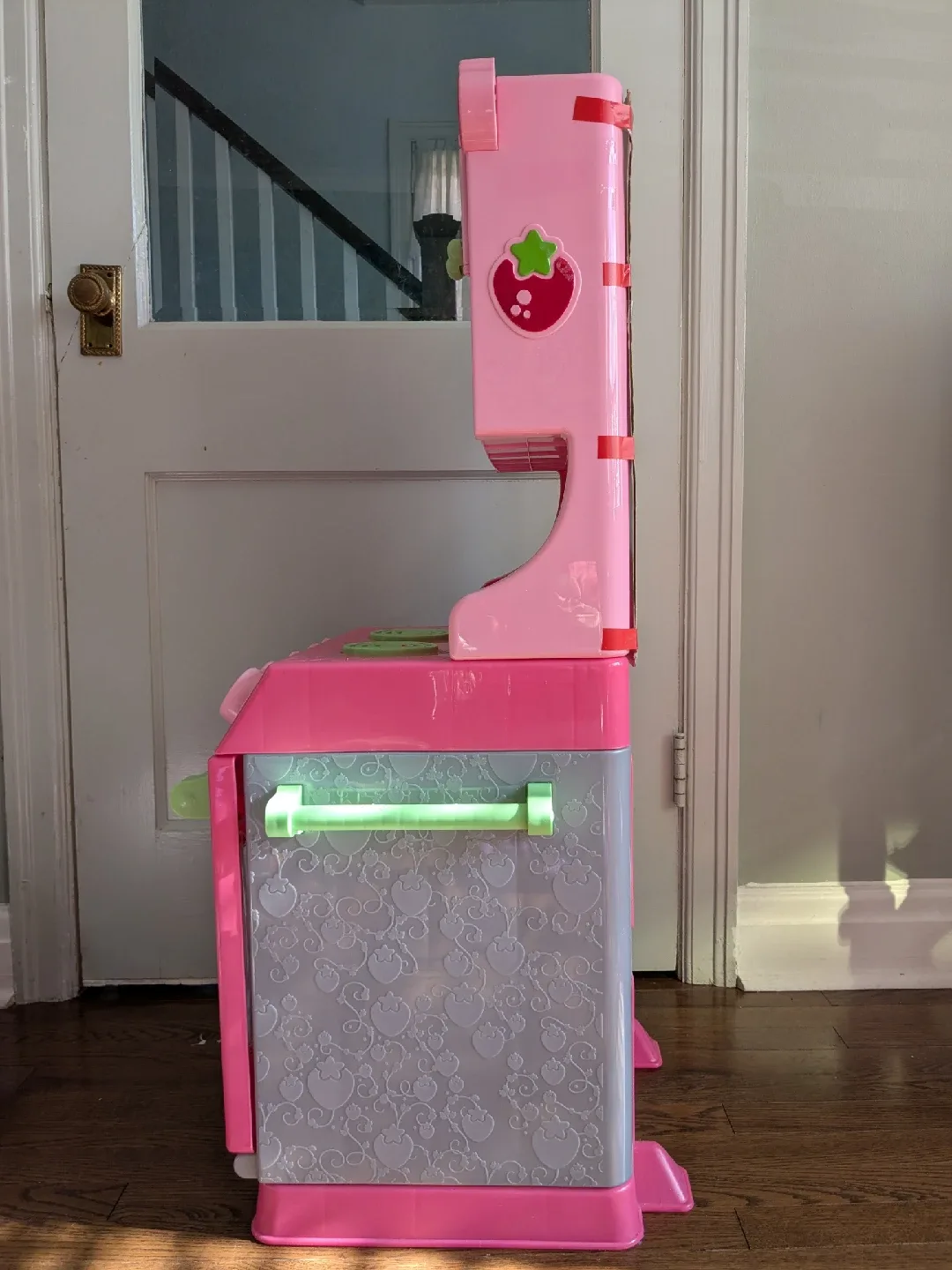 Strawberry  Kitchen image indicator(2)