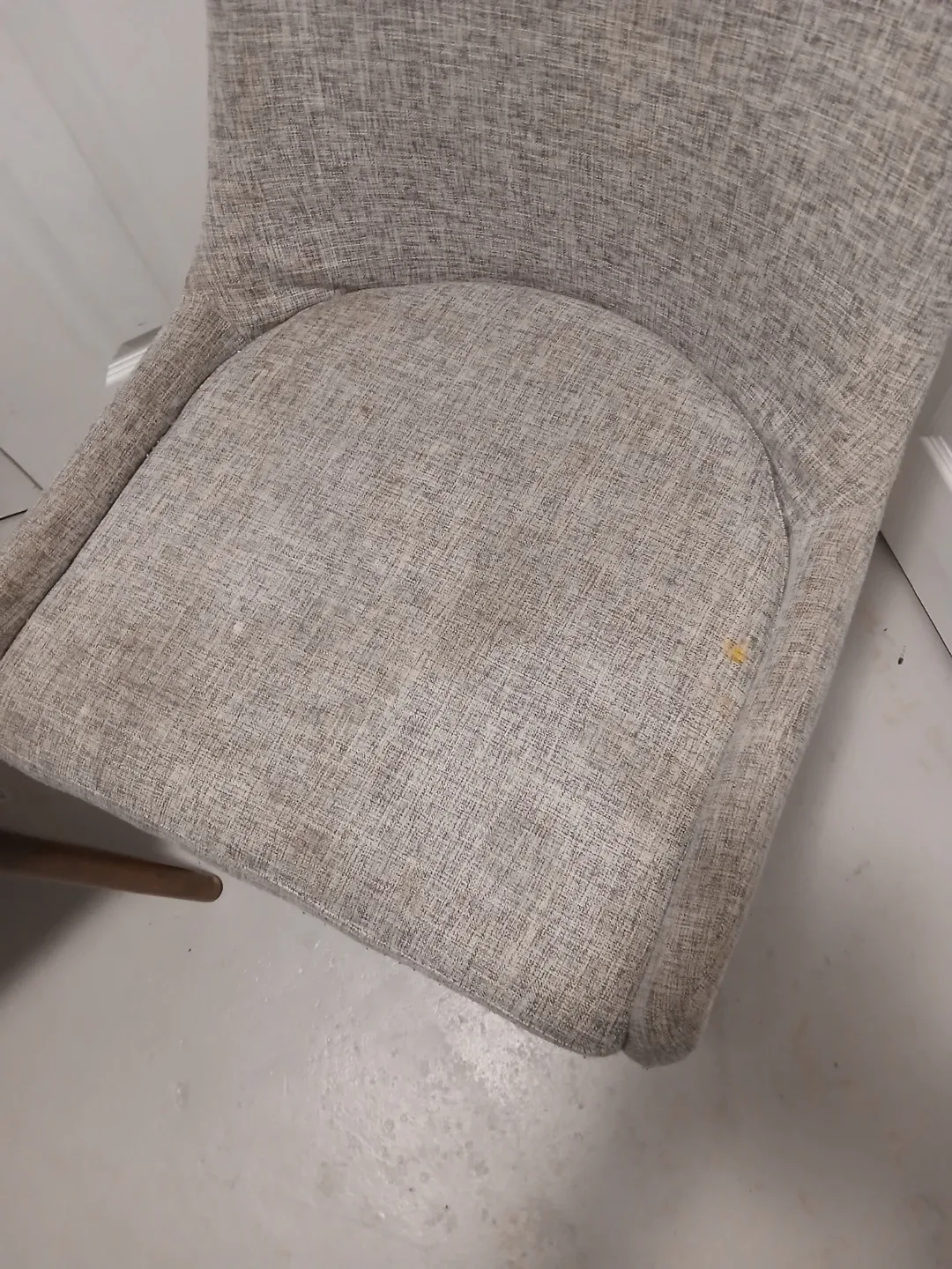 2 gray chairs 🏠Dufferin&Eglinton (or Front&Spadina, read below) image indicator(2)