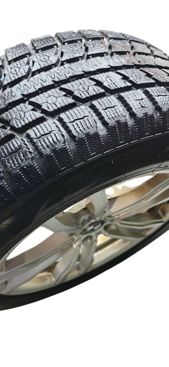 BMW Rims & Toyo Winter Tires image indicator(5)
