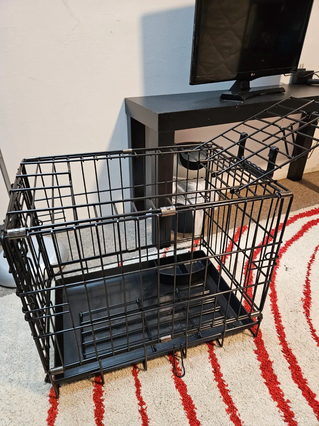 Tuff Crate Dog Kennel image indicator(2)