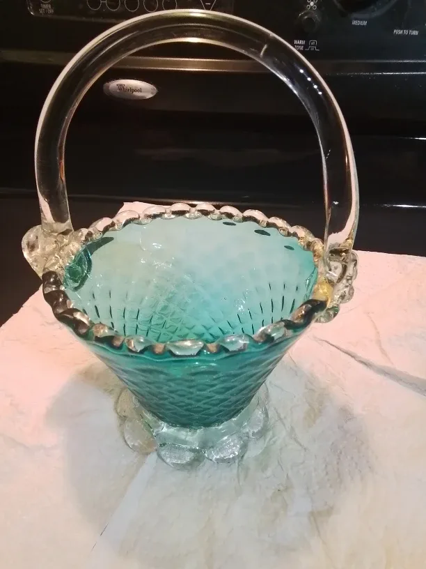 Vintage Murano Venetian Glass Basket image indicator(2)