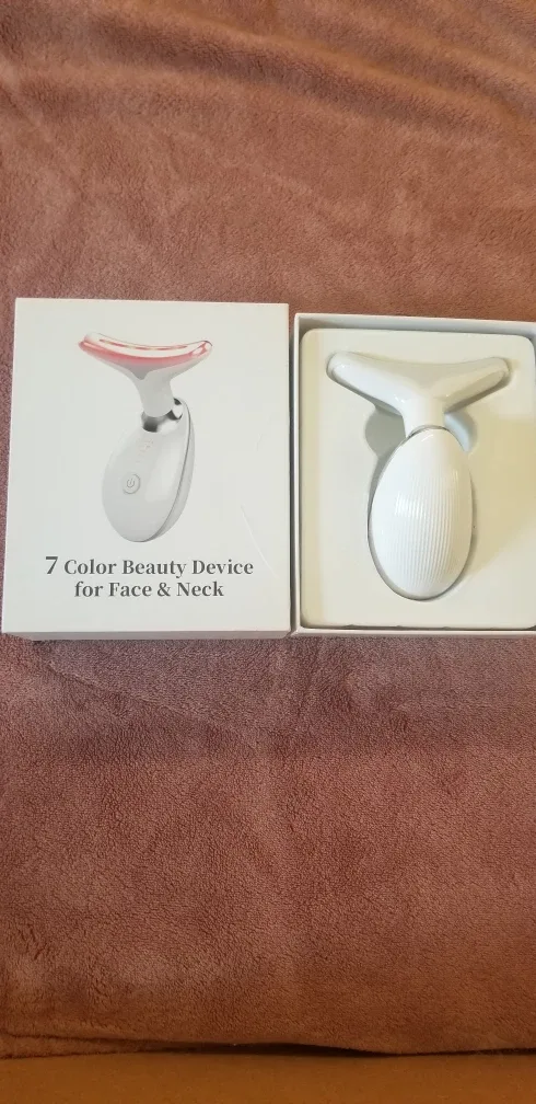 7 Color Beauty Device for Face & Neck - NEW image indicator(2)