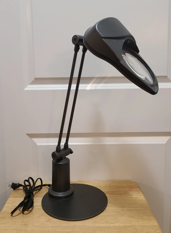Black Magnifying Lamp