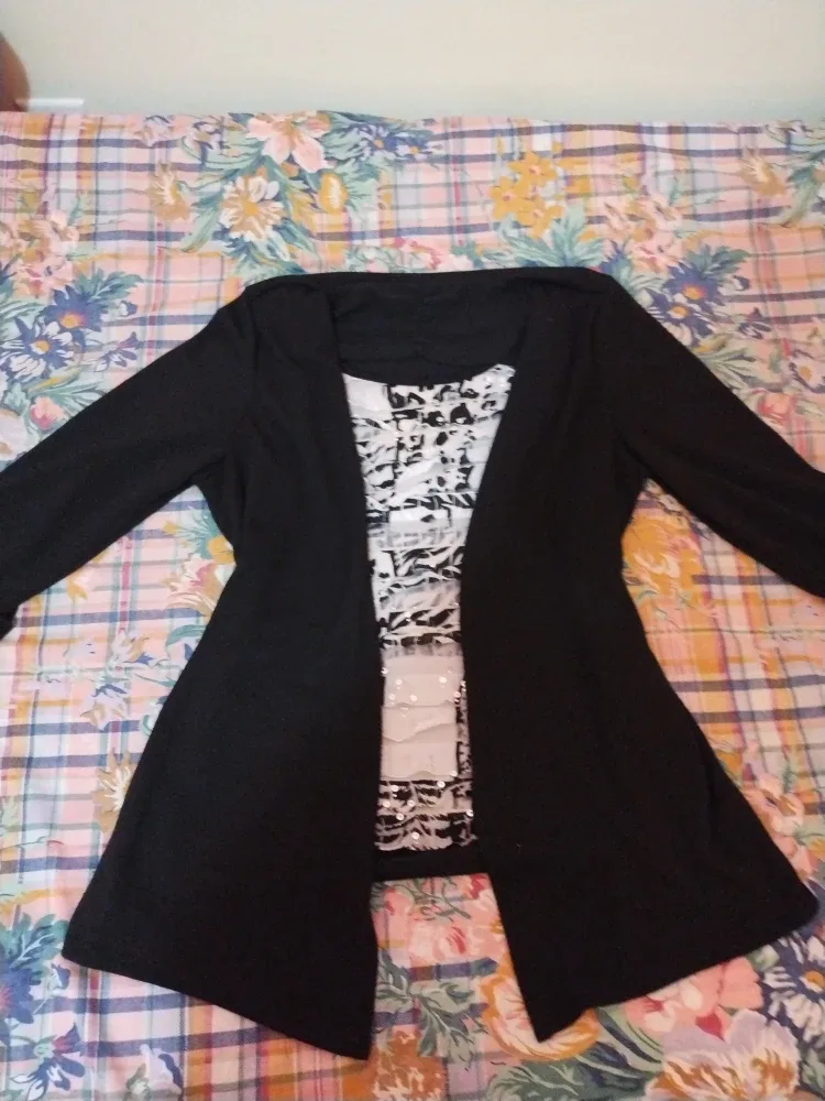 Black & White Draped Cardigan Top image indicator(3)