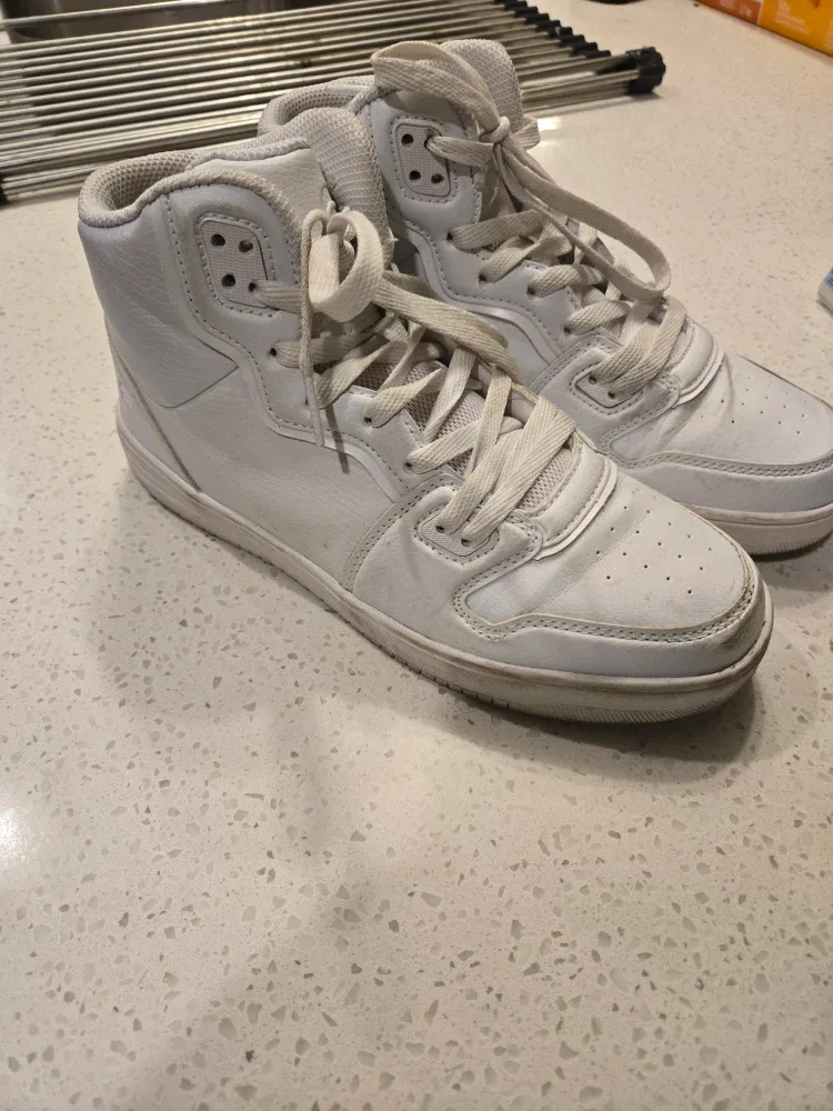 Fabletics Women's shoes size 9 image indicator(3)