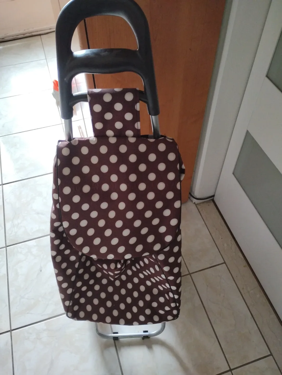 Polka Dot Shopping Cart thumbnail