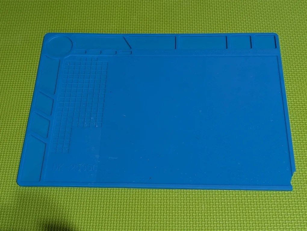 FREE: Blue Soldering Mat DK-2535C 1of5