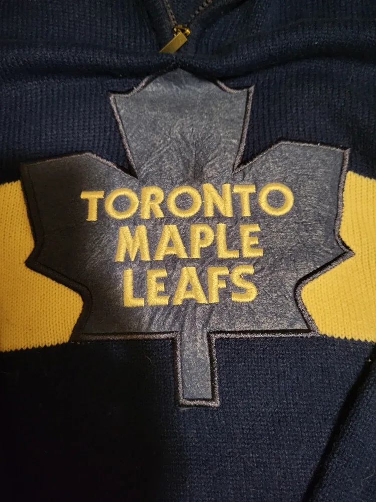 NHL Toronto Maple Leafs Sweater XXL Vintage image indicator(3)