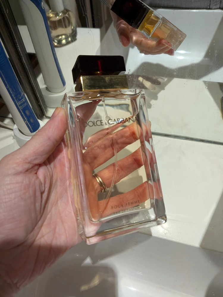 Dolce&Gabbana  Pour Femme Eau de Parfum - photo 2