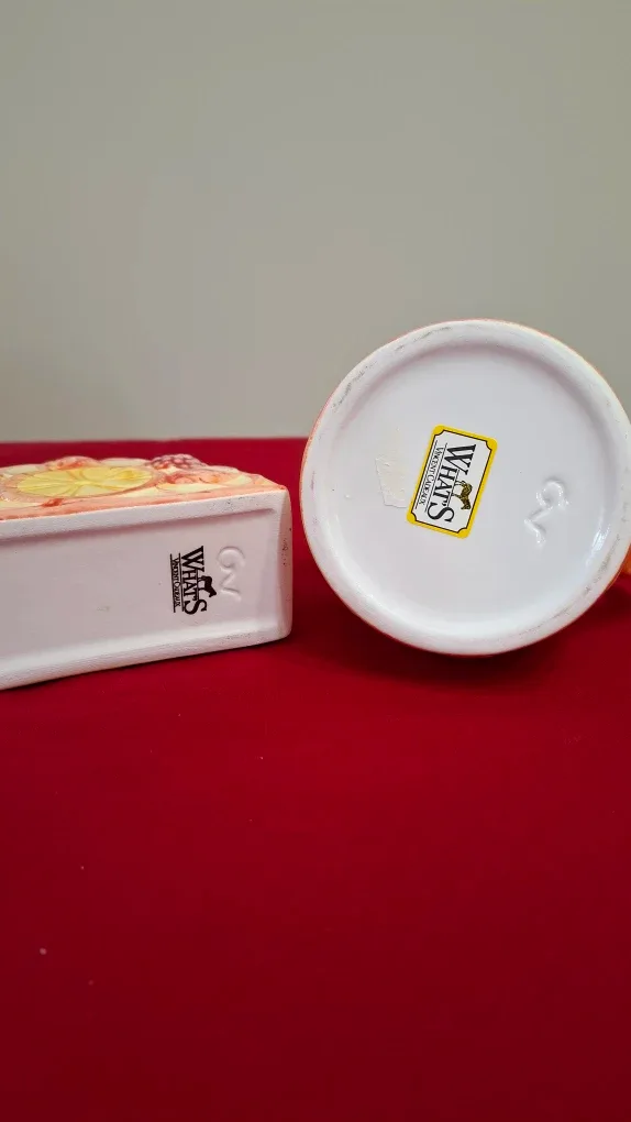 Collectible Vincent Cadeaux Ceramic Creamer & Napkin Holder Set image indicator(6)