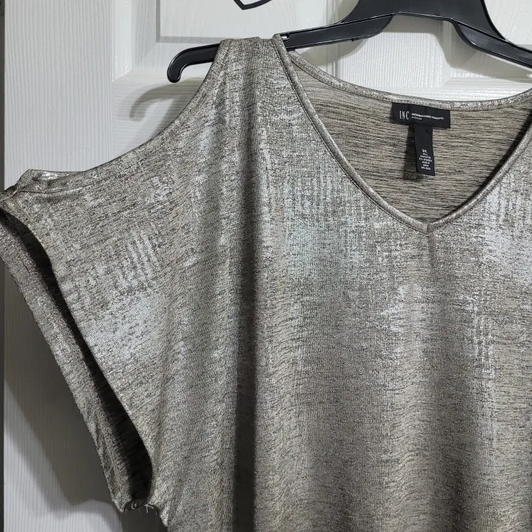 Ladies Size 3X Blouse Top image indicator(2)