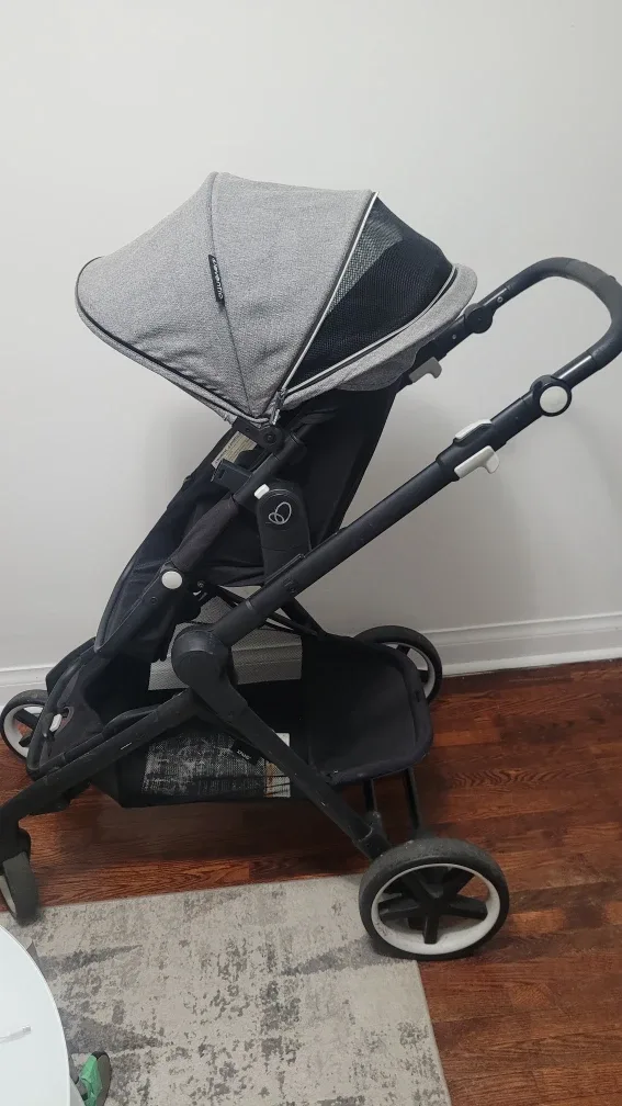 Evenflo Pivot Xpand Travel System