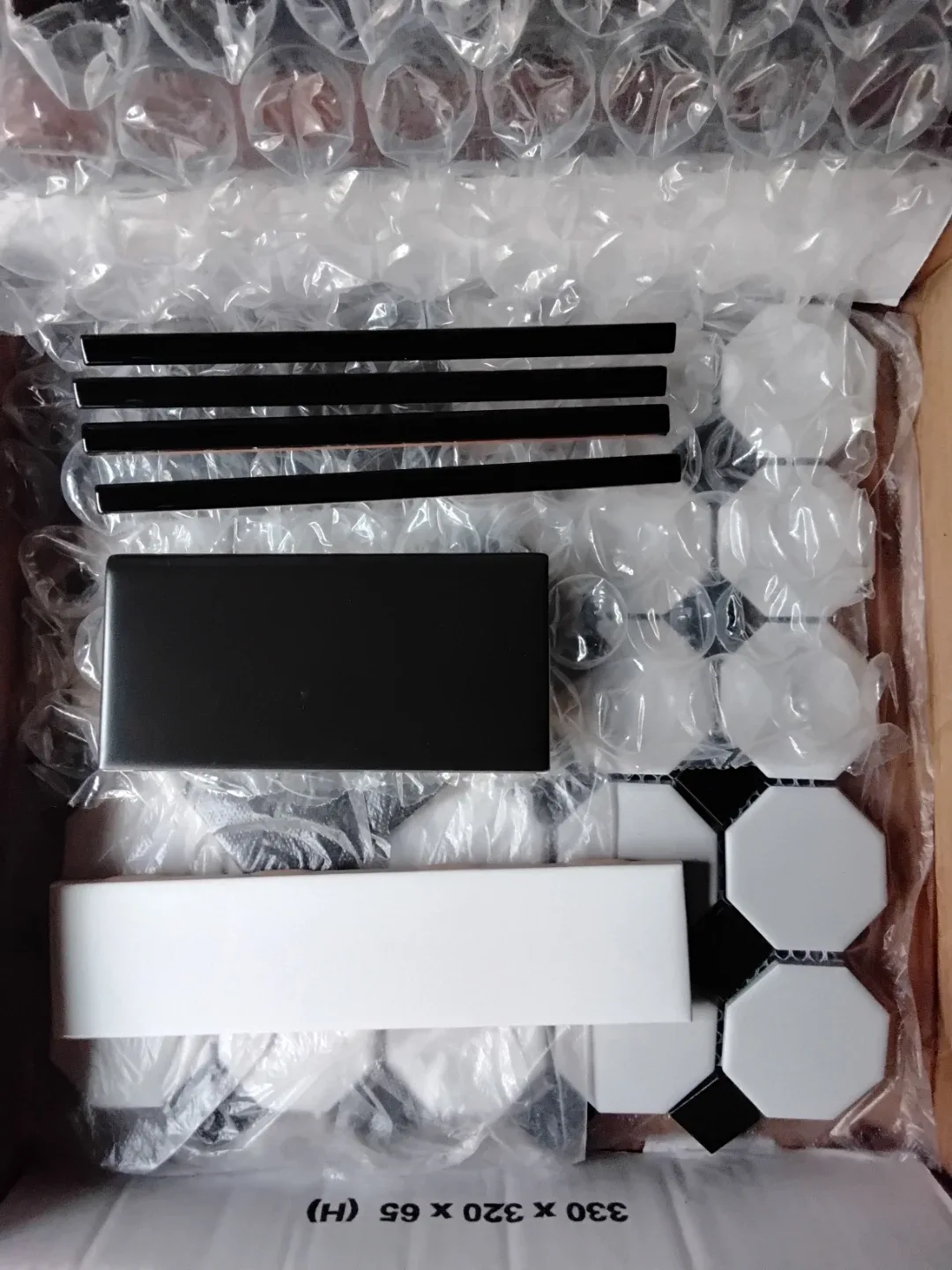 🔳♟️Black & White Tiles Sheets & Accent Tiles - New in Box♟️🔳 image indicator(9)