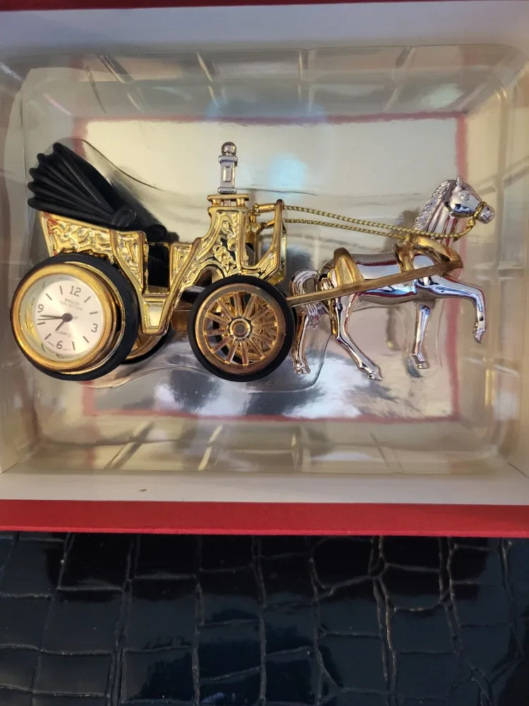 Breeze Collection Horse Carriage Clock - New in Box! image indicator(3)