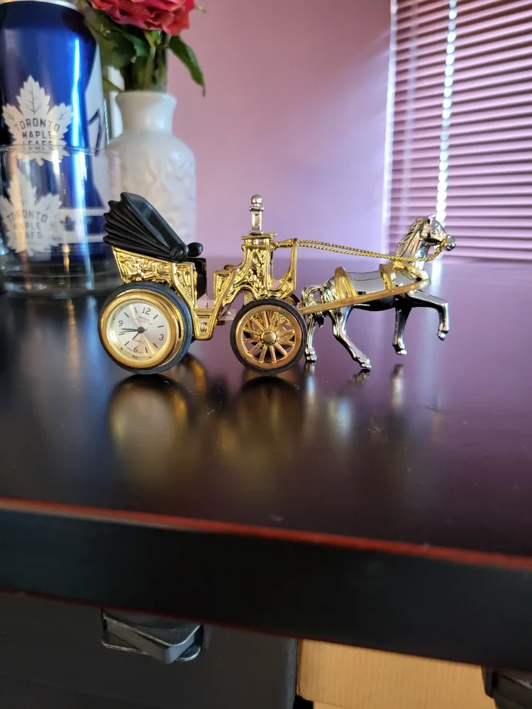 Breeze Collection Horse Carriage Clock - New in Box! image indicator(4)
