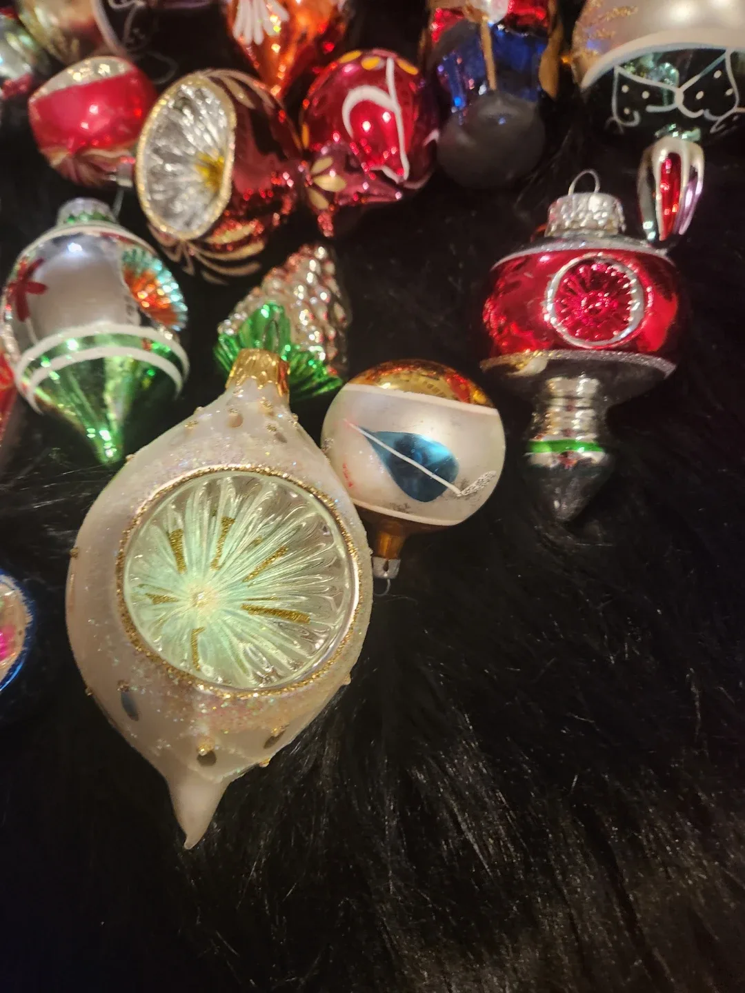 Vintage Christmas Ornaments - Mixed Lot image indicator(3)