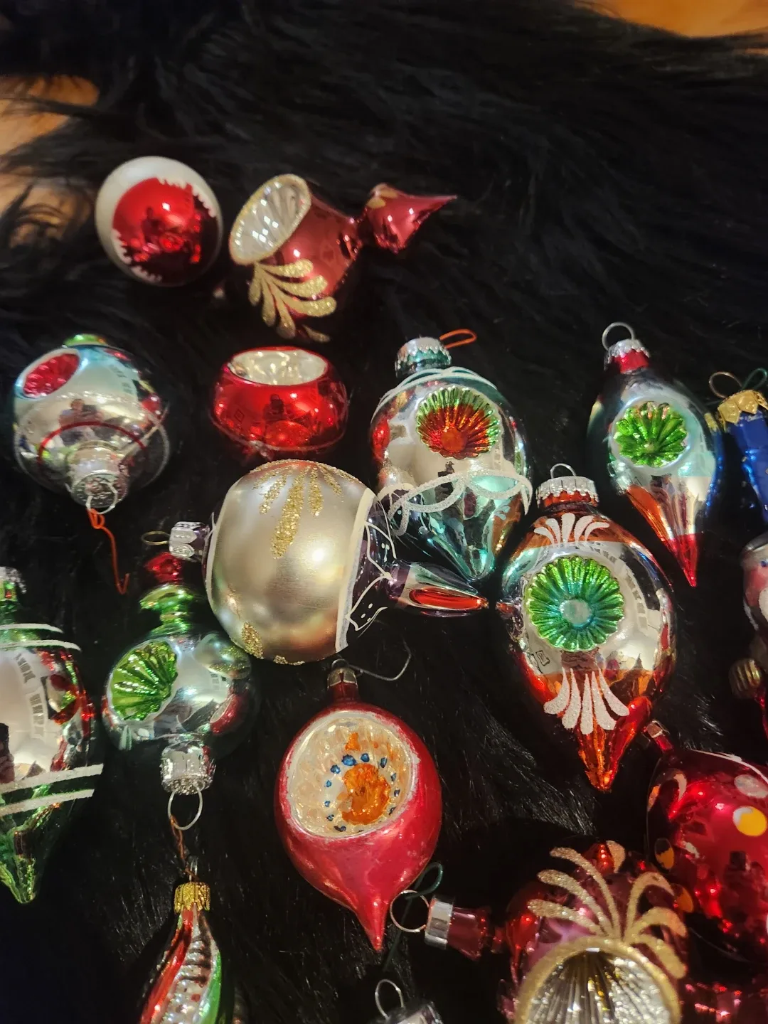 Vintage Christmas Ornaments - Mixed Lot image indicator(4)