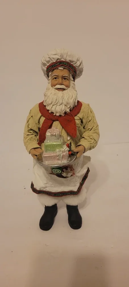 Santa Chef Figurine image indicator(2)