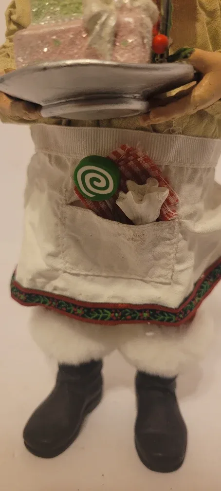 Santa Chef Figurine image indicator(9)