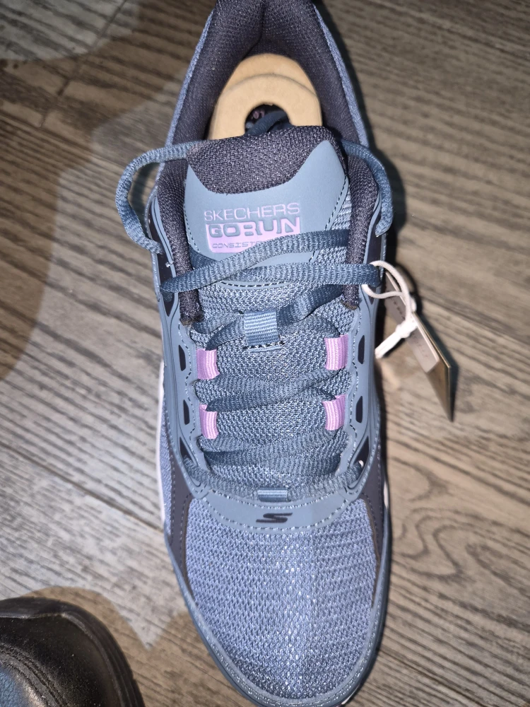 New Skechers Go Run Consistent 2.0 Women's Size 10