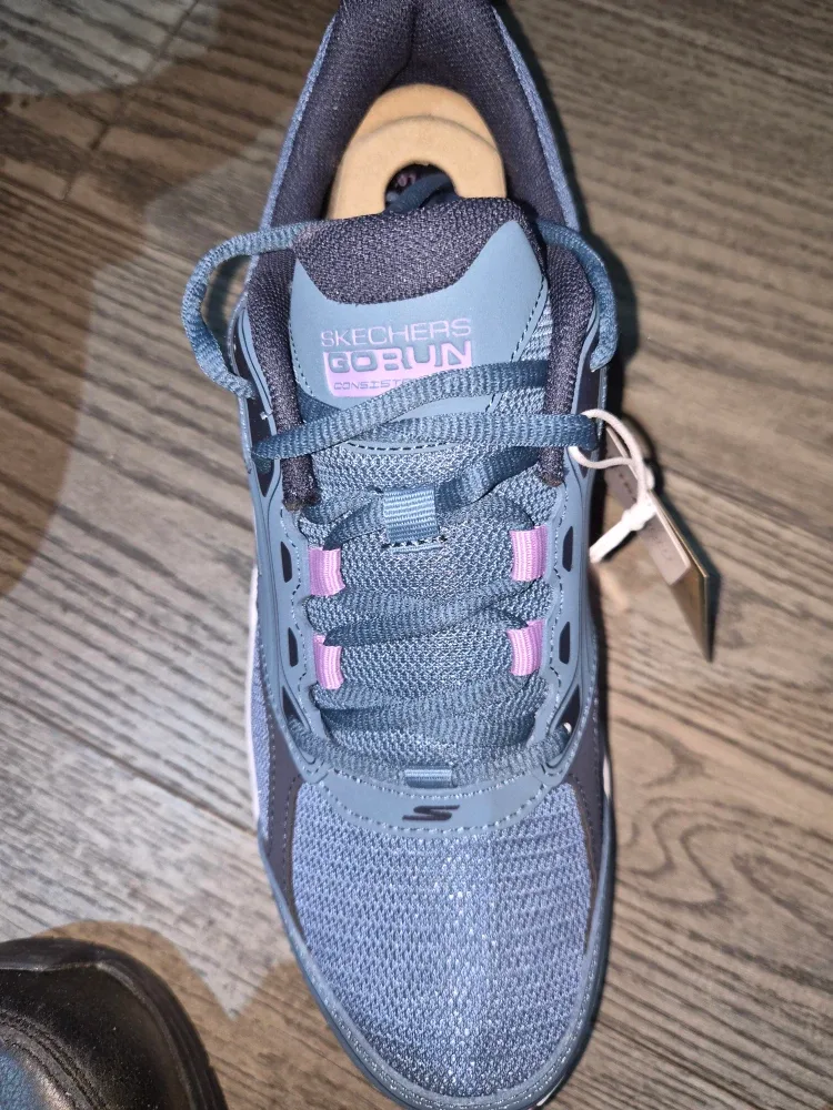 New Skechers Go Run Consistent 2.0 Women's Size 10