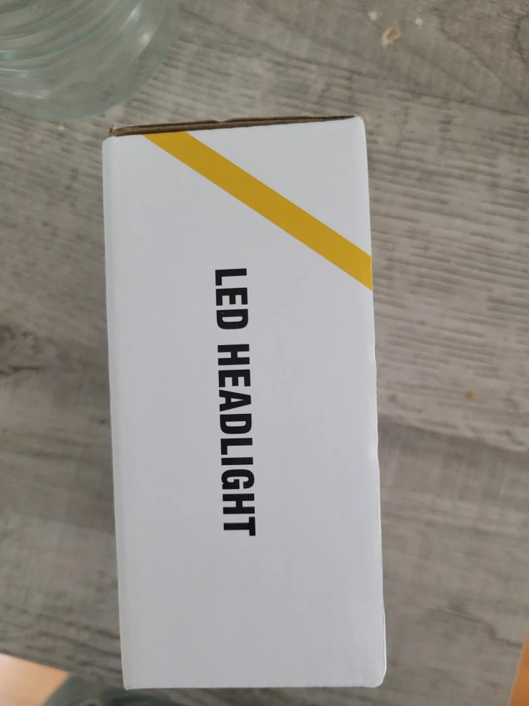 H 13 _Roadsun LED Headlight Bulb - New! - photo 2