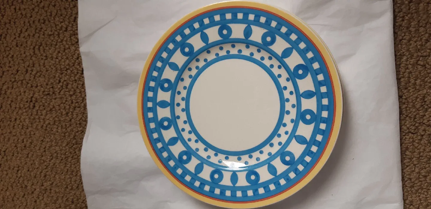 Villeroy & Boch Mugs and Dessert Plates image indicator(2)