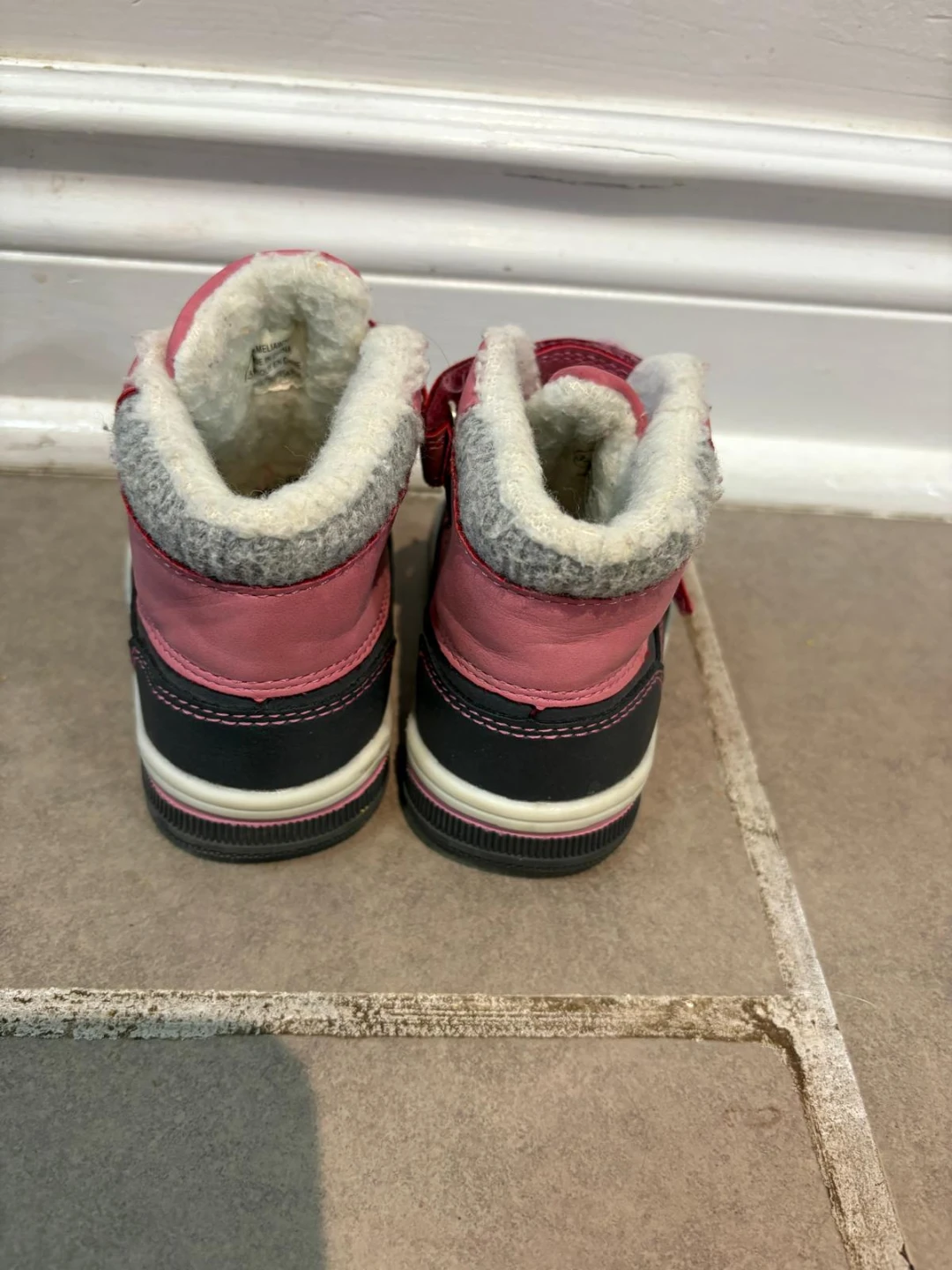 Girls Pink Winter Boots - Size 3-4 - photo 3