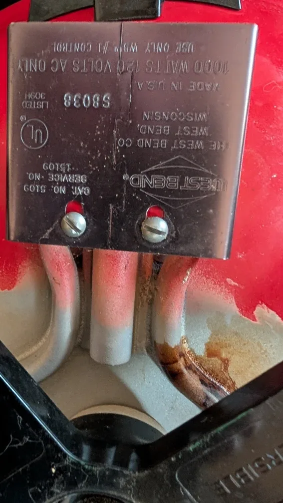 West Bend SenSa-Temp Electric Wok image indicator(6)