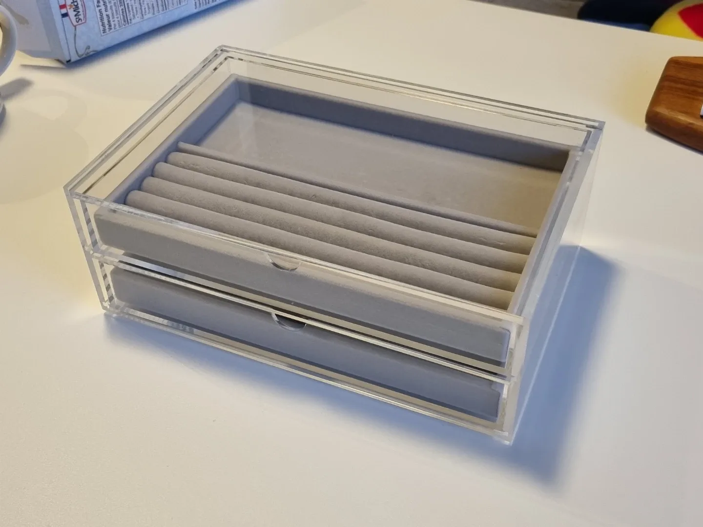 Muji jewerly acrylic case thumbnail