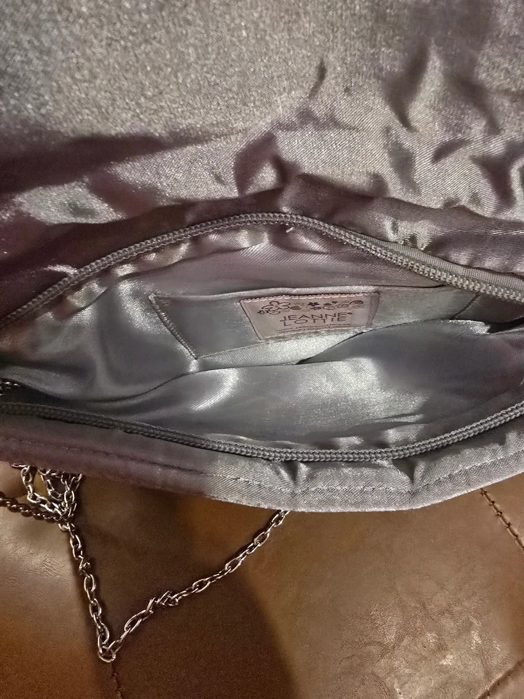 Jeanne Lottie Silver Clutch Bag image indicator(2)