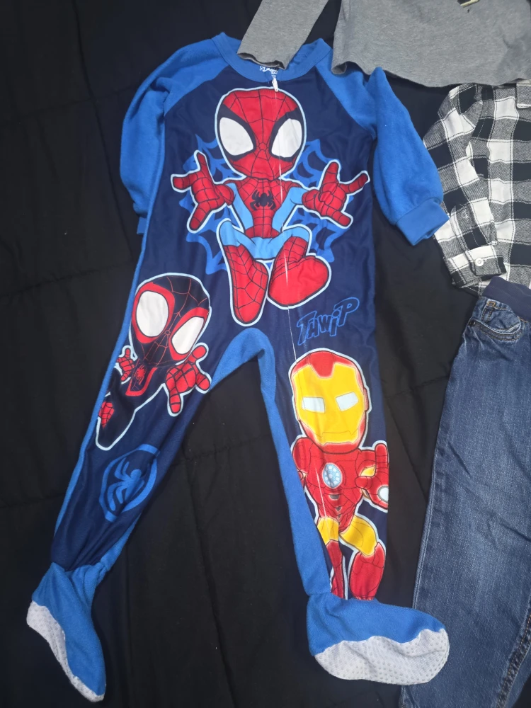 Kids' Clothing Bundle,  3T - photo 2