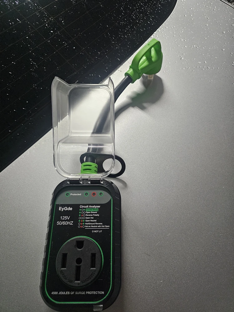 EyGde 125V Circuit Analyzer with Surge Protection - photo 2