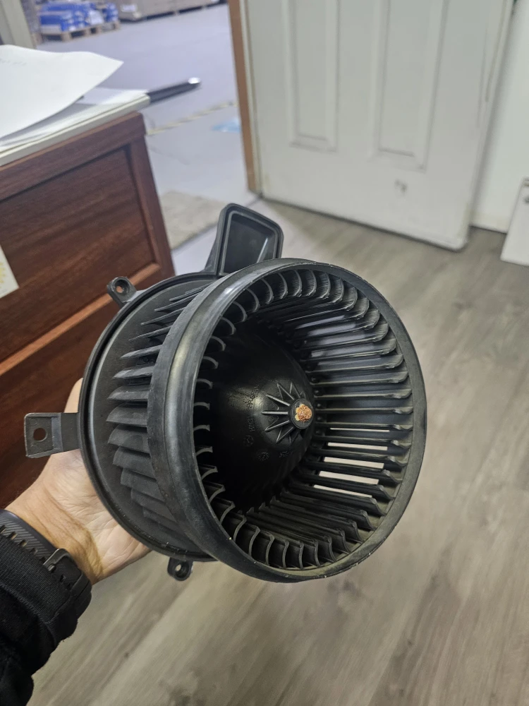 Car Blower Motor Fan - DM630002