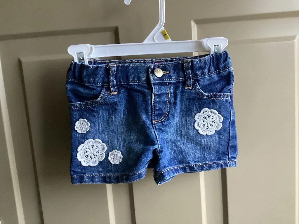 Girls sz 2 shorts & skirts image indicator(2)