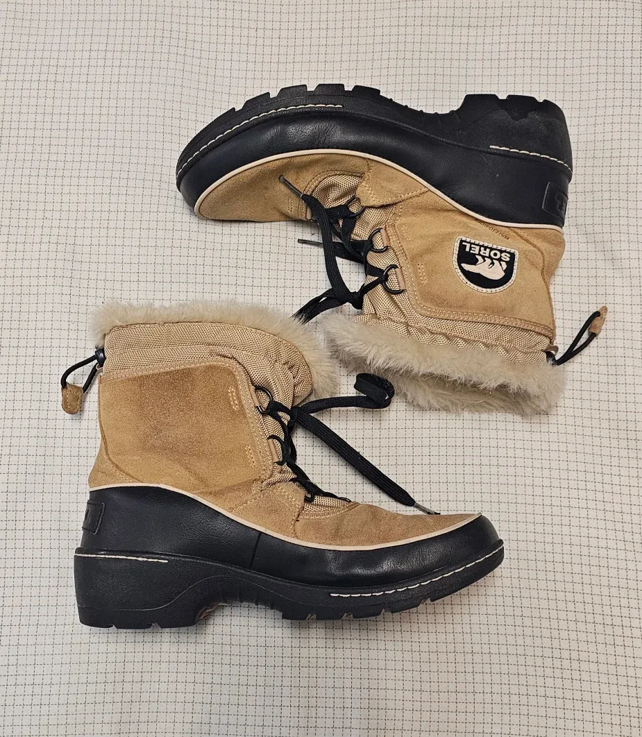 Sorel Women's Winter Boots, Size 9