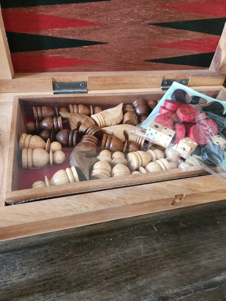 Wooden Chess, Checkers, Backgammon Set.New. image indicator(5)