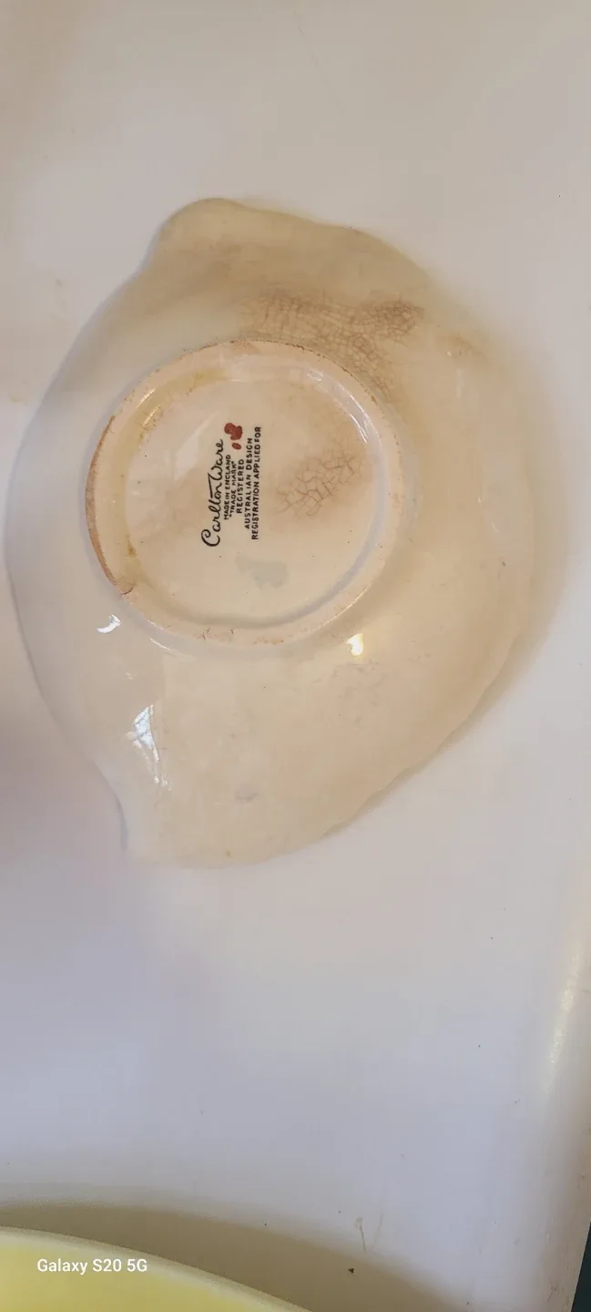 Carlton Ware Leaf Dish image indicator(2)