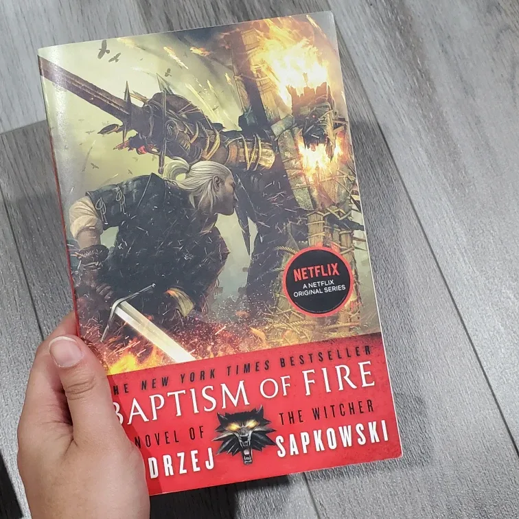 The Witcher Book Set: 1-3 image indicator(4)