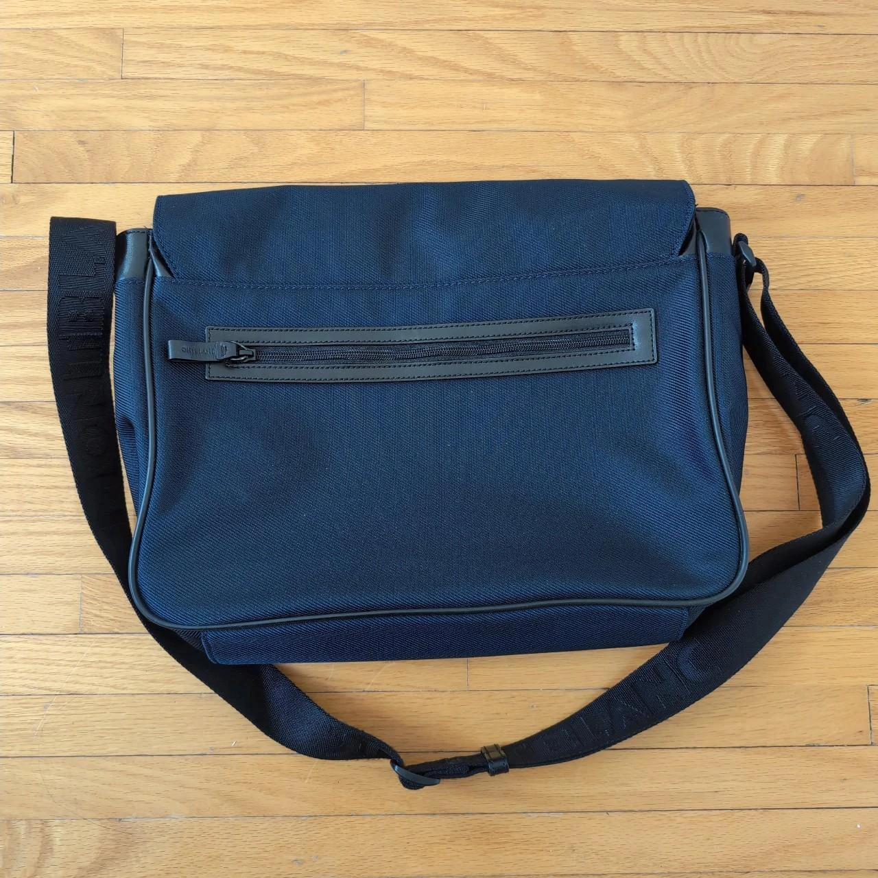 Montblanc Nightflight Large Messenger Bag - Navy Blue - photo 3